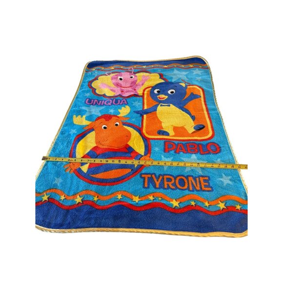The Backyardigans Toddler Sized Blanket 42" x 30" 100% Polyester Dated 2007 HTF! - Picture 7 of 9